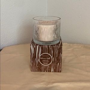 Partylite wooden wick Island driftwood candle